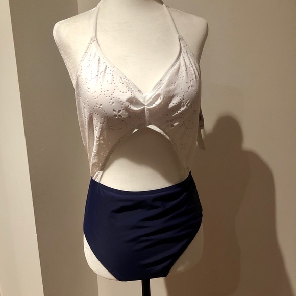 Design Lab | NWT One Piece Swimsuit - Picture 2 of 8